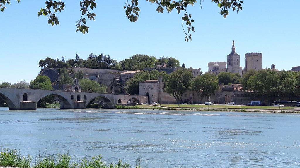 Appart Ensoleille Proche Remparts Avignon Exterior photo